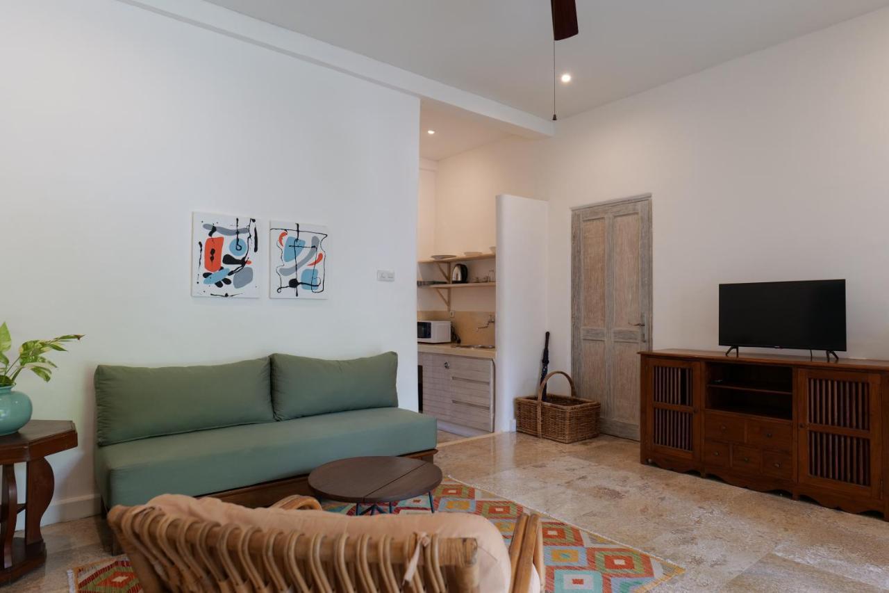 فندق Kresna By The Sea By Kresna Hospitality سمينياك المظهر الخارجي الصورة